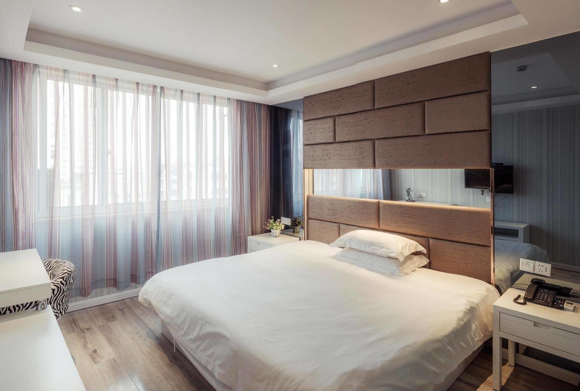 Deqing Milan Fashion Hotel מראה חיצוני תמונה