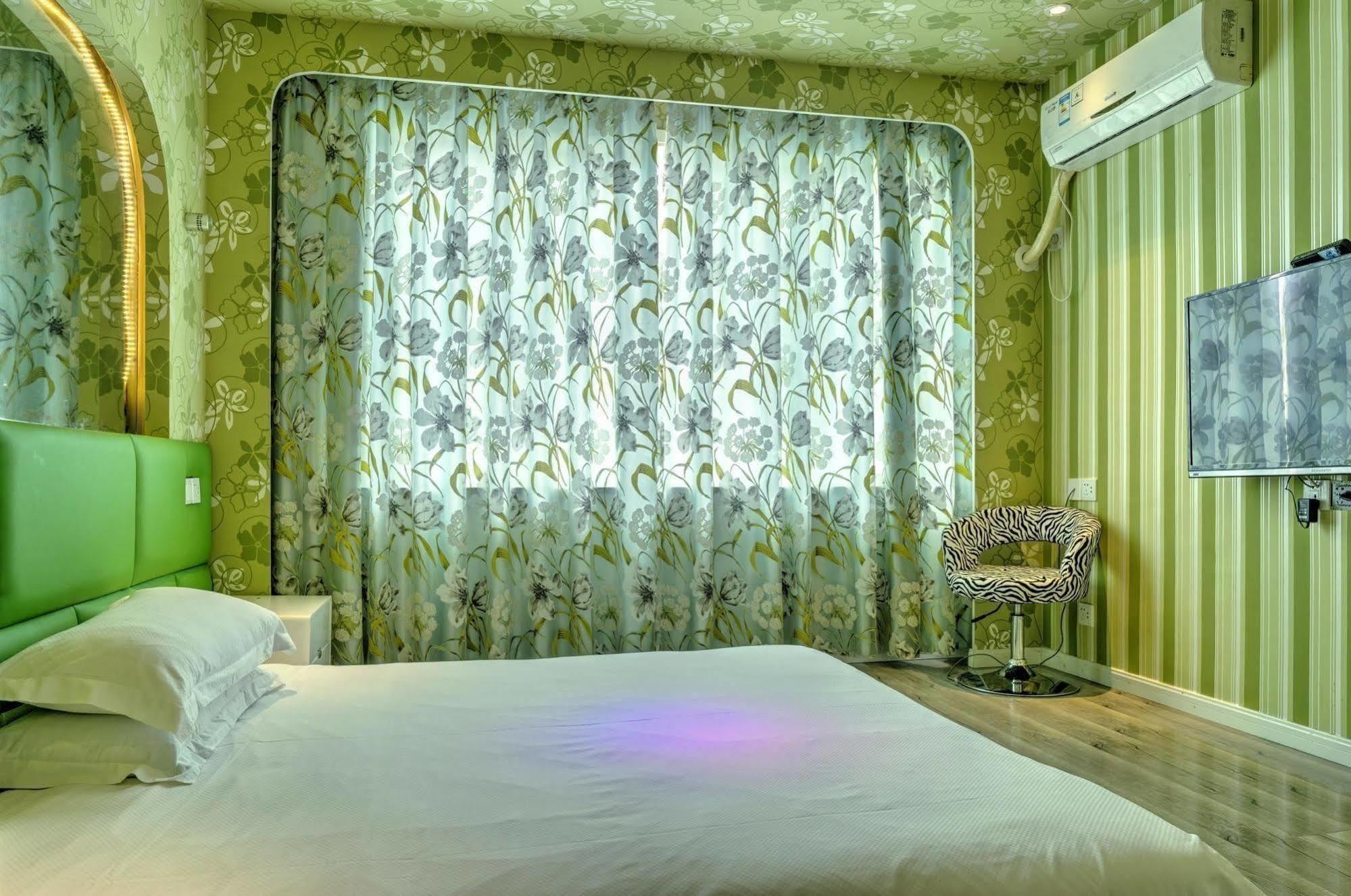 Deqing Milan Fashion Hotel מראה חיצוני תמונה