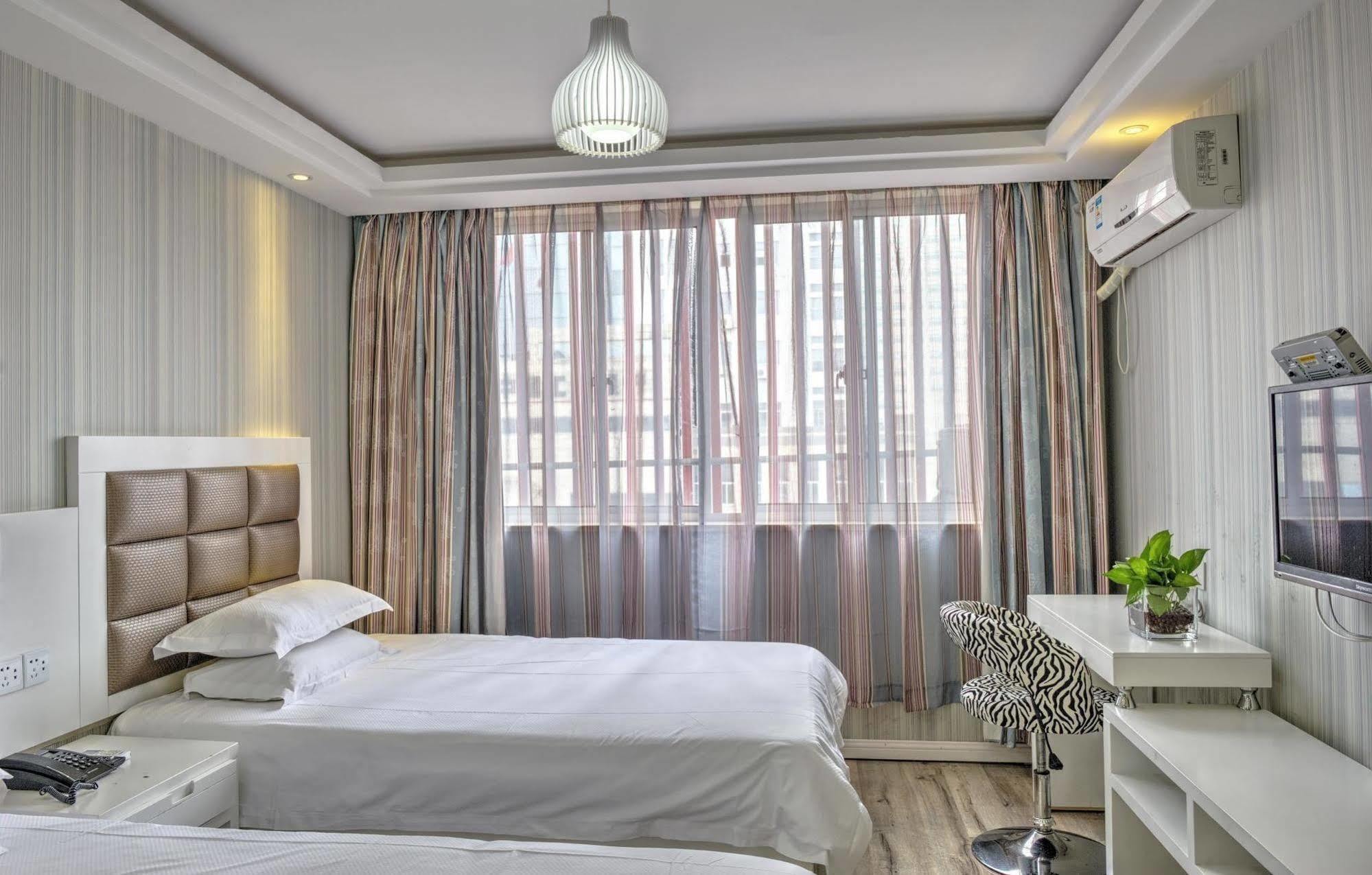 Deqing Milan Fashion Hotel מראה חיצוני תמונה